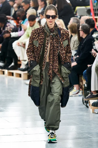 Look 8